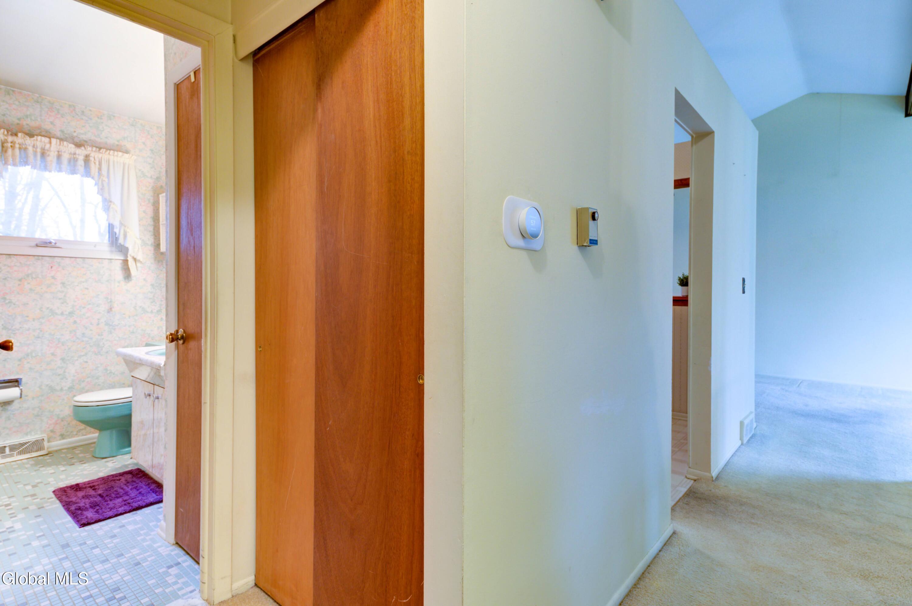 102 Rapple Drive Colonie, NY 12205 - Photo 19 of 43 102 Rapple-37