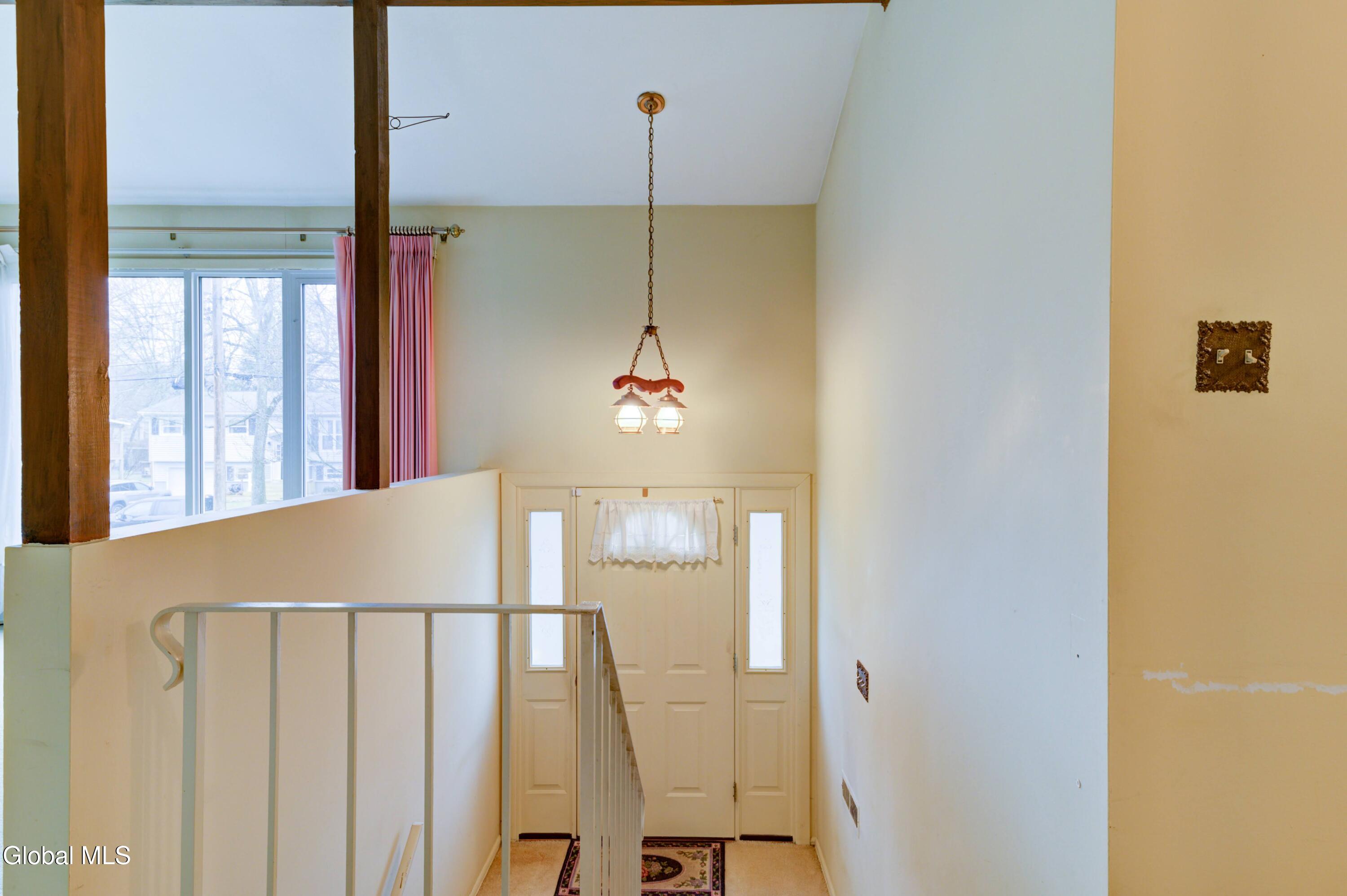 102 Rapple Drive Colonie, NY 12205 - Photo 29 of 43 102 Rapple-11