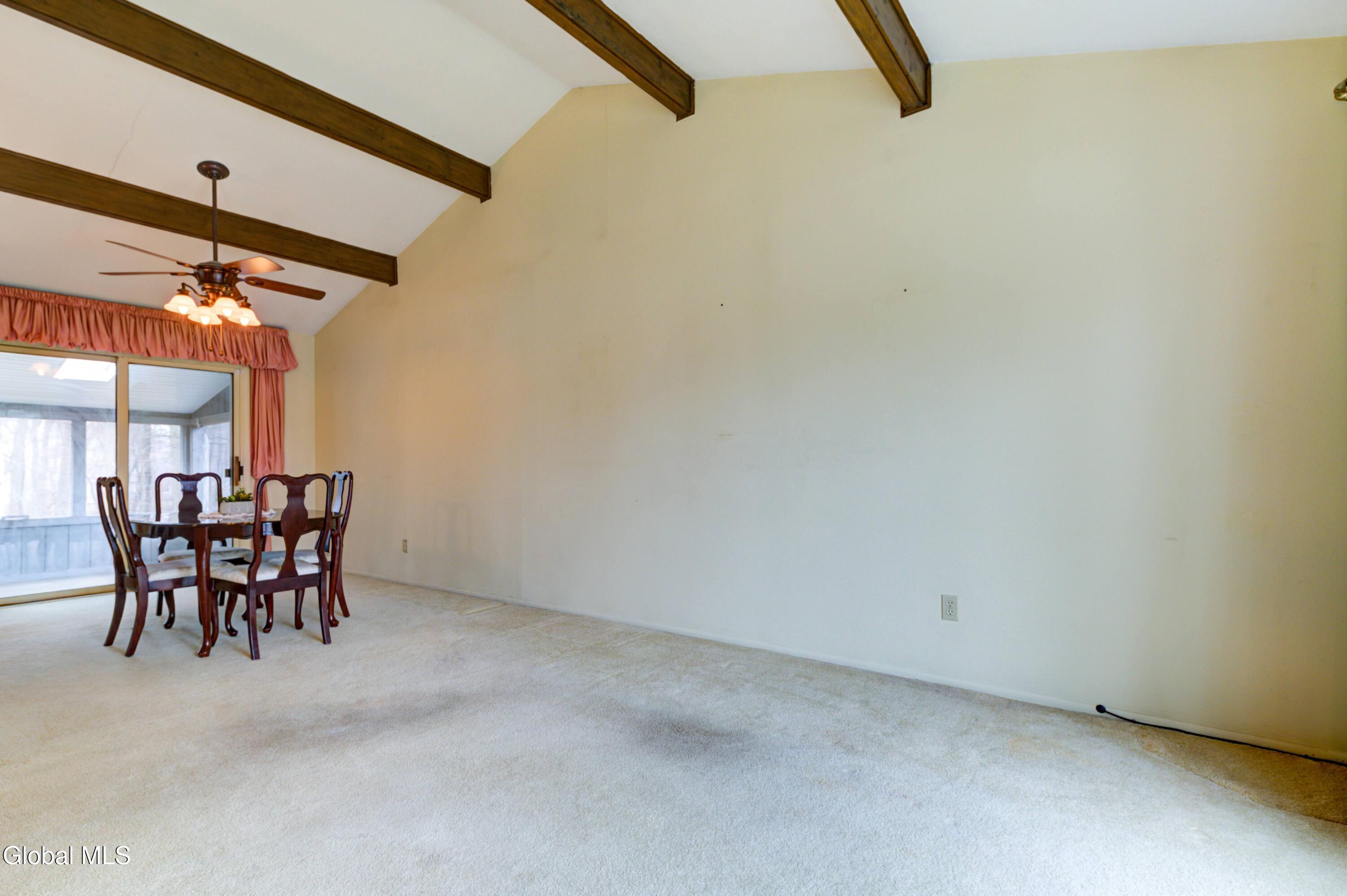 102 Rapple Drive Colonie, NY 12205 - Photo 5 of 43 102 Rapple-23