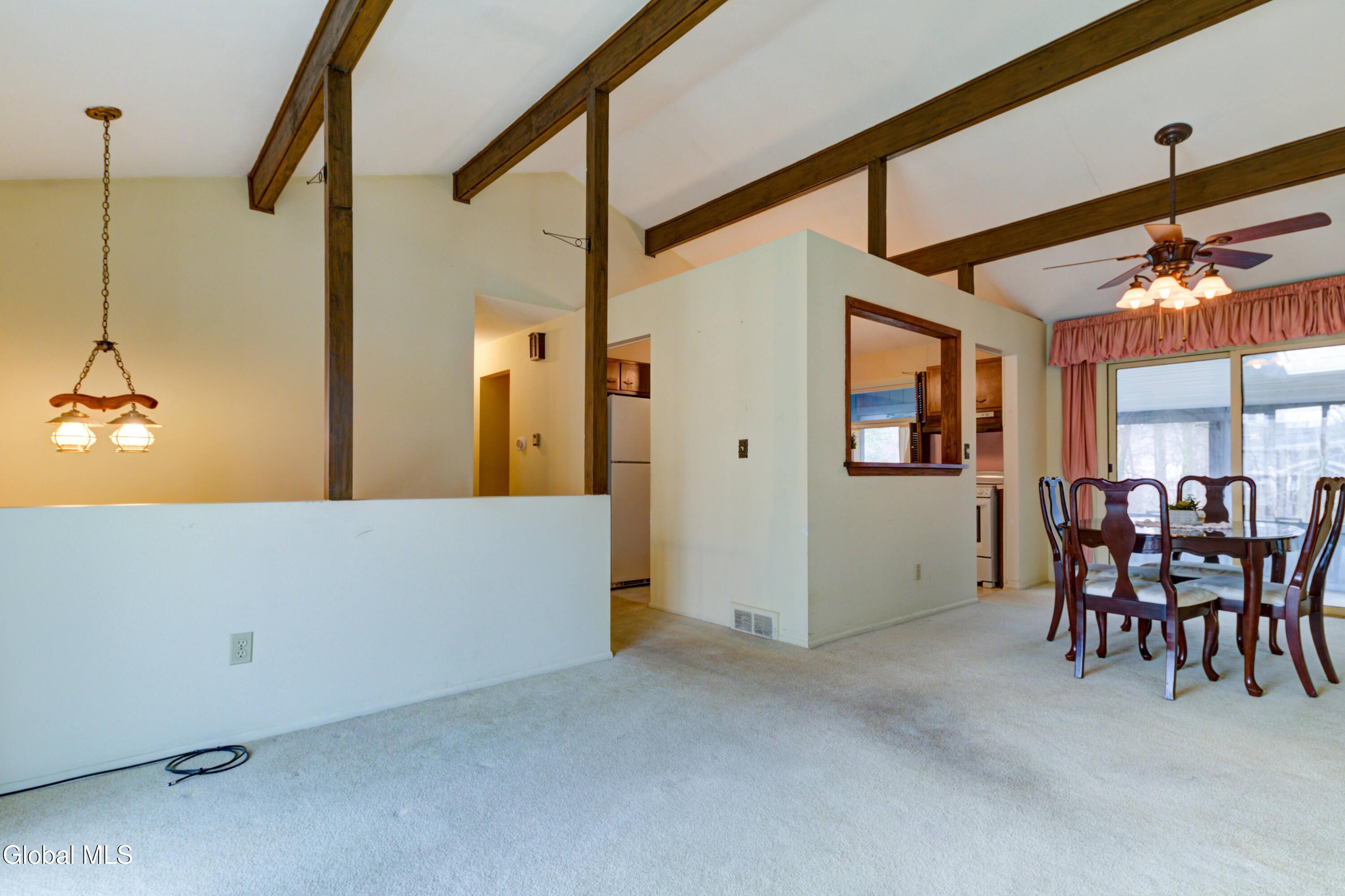 102 Rapple Drive Colonie, NY 12205 - Photo 6 of 43 102 Rapple-24