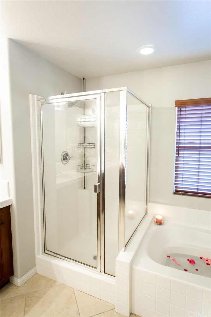 30118 Beeswing Circle Menifee, CA 92584 - Photo 52 of 73 Easy Step in Shower