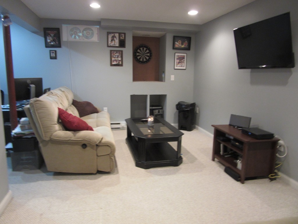 591 Rollstone Road Fitchburg, MA 01420 - Photo 12 of 14 Gallery Image 12