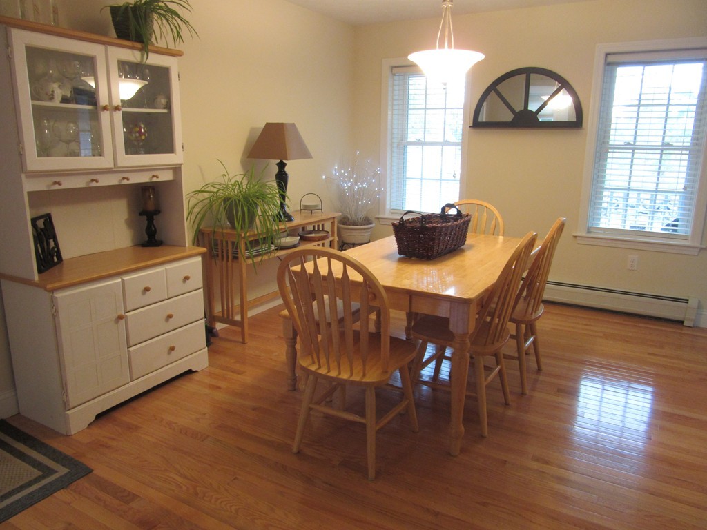 591 Rollstone Road Fitchburg, MA 01420 - Photo 4 of 14 Gallery Image 4