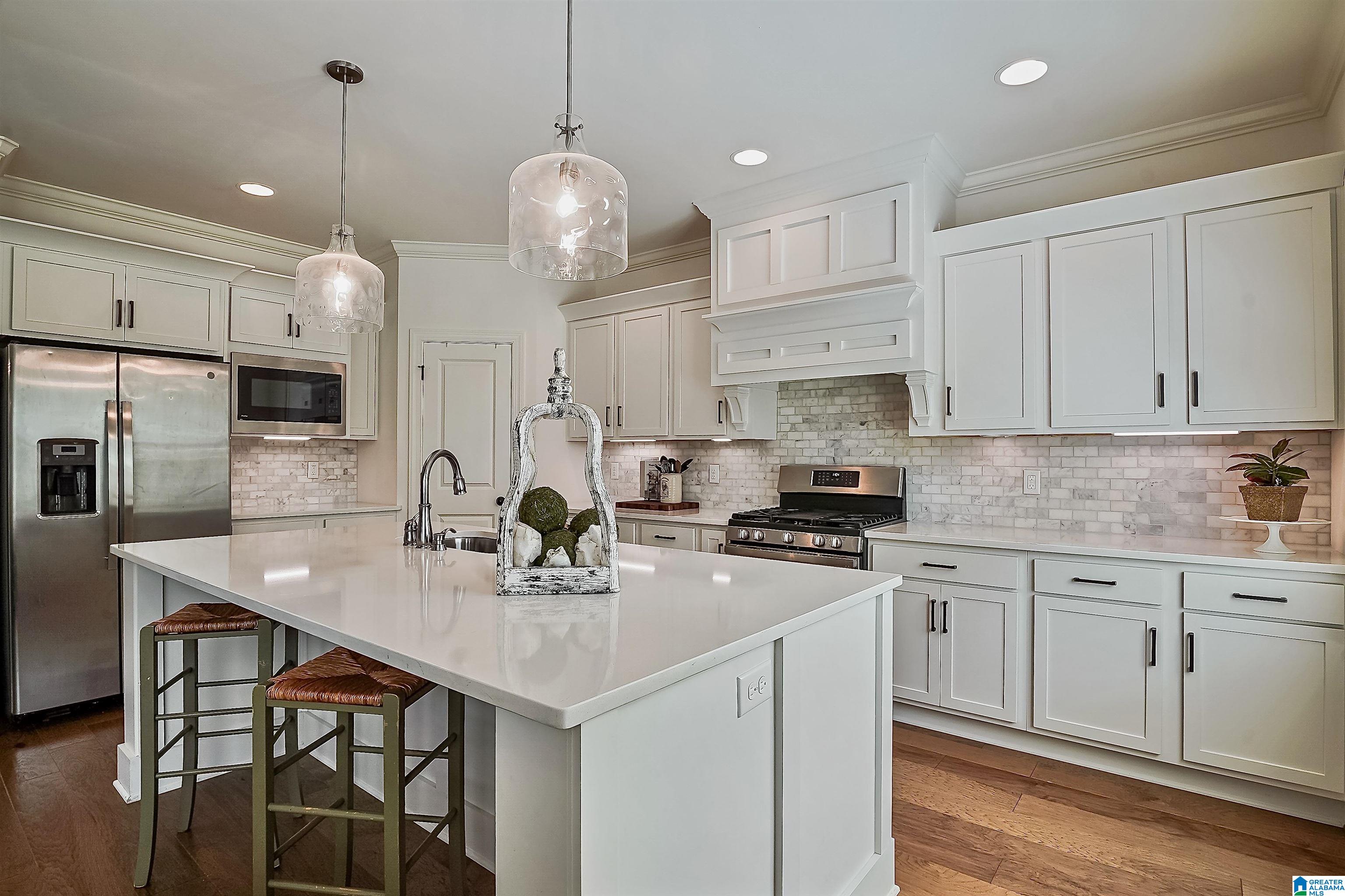 208 Kinross Circle Pelham, AL 35124 - Photo 15 of 46