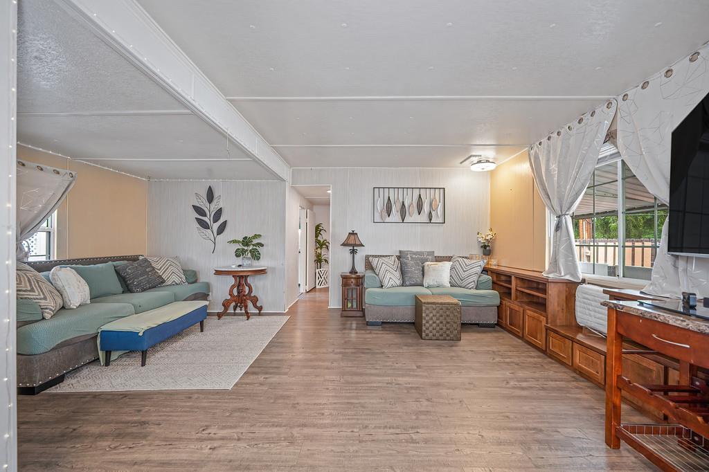 96 Wilderness Road Rancho Cordova, CA 95670 - Photo 11 of 56