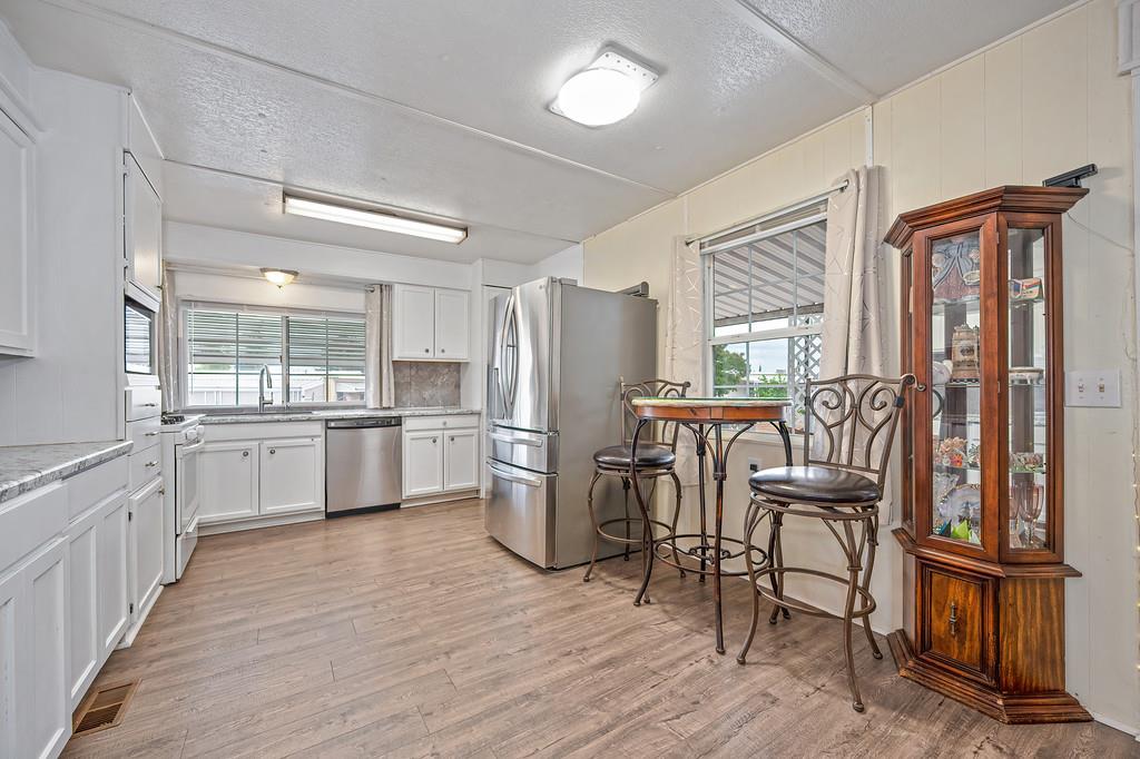 96 Wilderness Road Rancho Cordova, CA 95670 - Photo 16 of 56