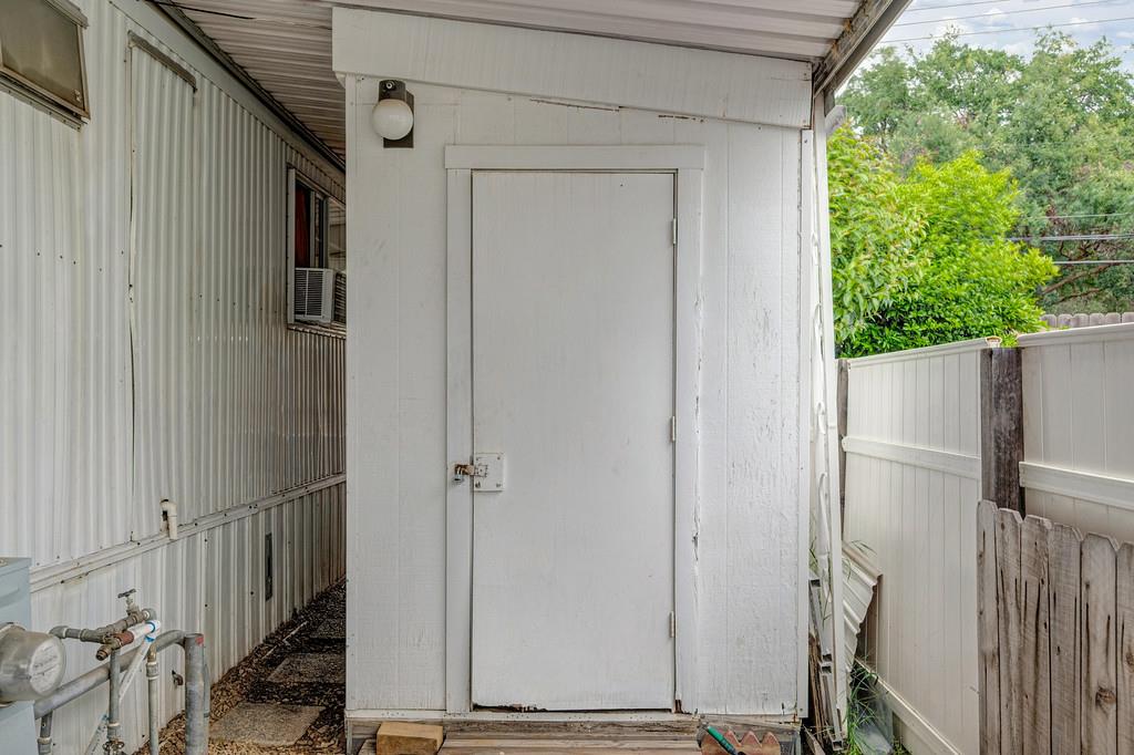 96 Wilderness Road Rancho Cordova, CA 95670 - Photo 43 of 56