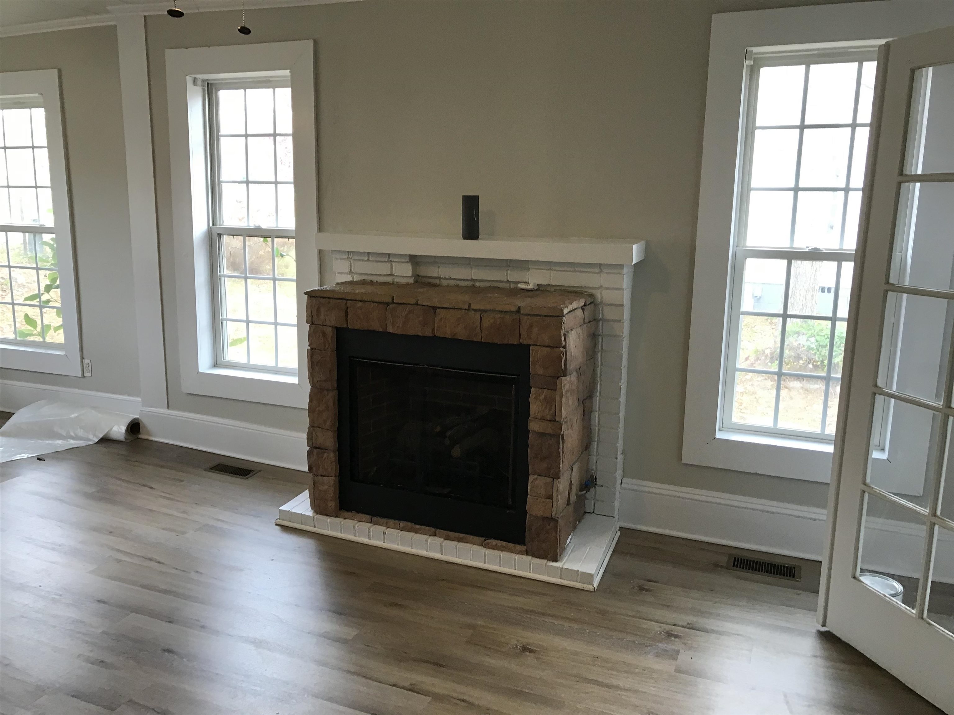 53 South Howard Street Inman, SC 29349 - Photo 3 of 15