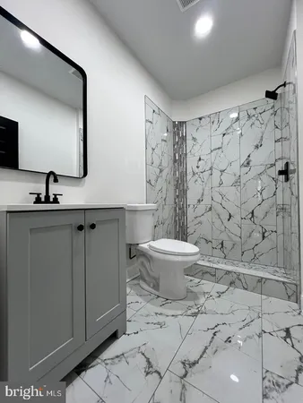 $2,000 | 6645 Vandike Street, Philadelphia, PA 19135