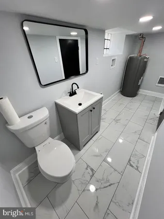 $2,000 | 6645 Vandike Street, Philadelphia, PA 19135