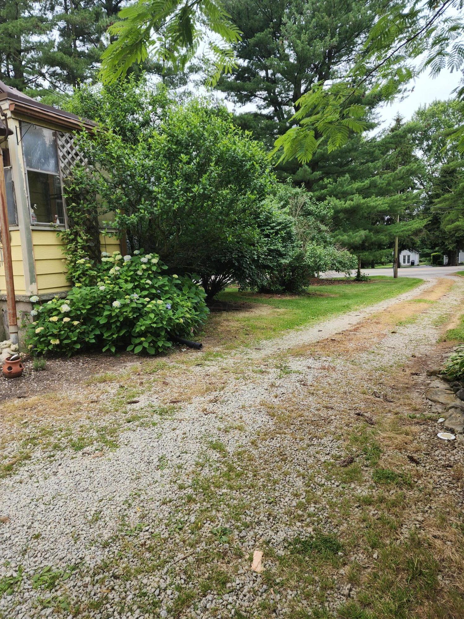 4759 Harlem Road Galena, OH 43021 - Photo 7 of 27 20240610_160059