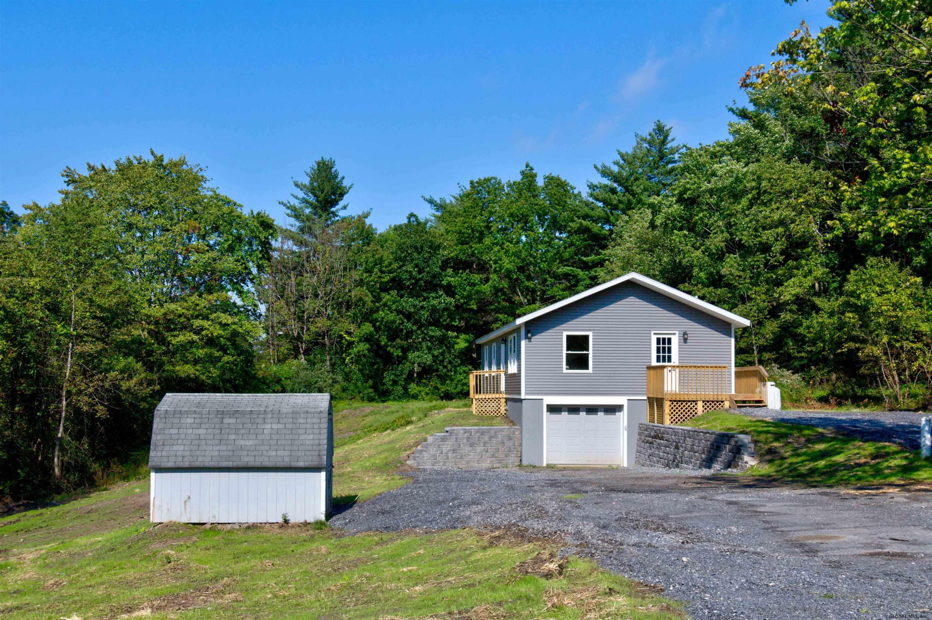 1695 Rte 9W Coeymans, NY 12158 - Photo 6 of 43 Photo 8