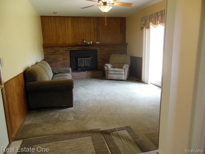 3009 East Schafer Road Howell, MI 48843 - Photo 36 of 57 DSCN0841.jpg