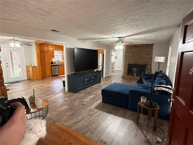 $425,000 | 403 South Sequoyah Circle Northeast, Calhoun, GA 30701