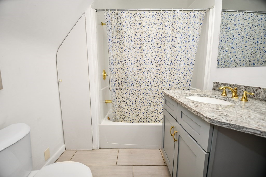 24 Heroult Road Worcester, MA 01606 - Photo 13 of 24 Gallery Image 13