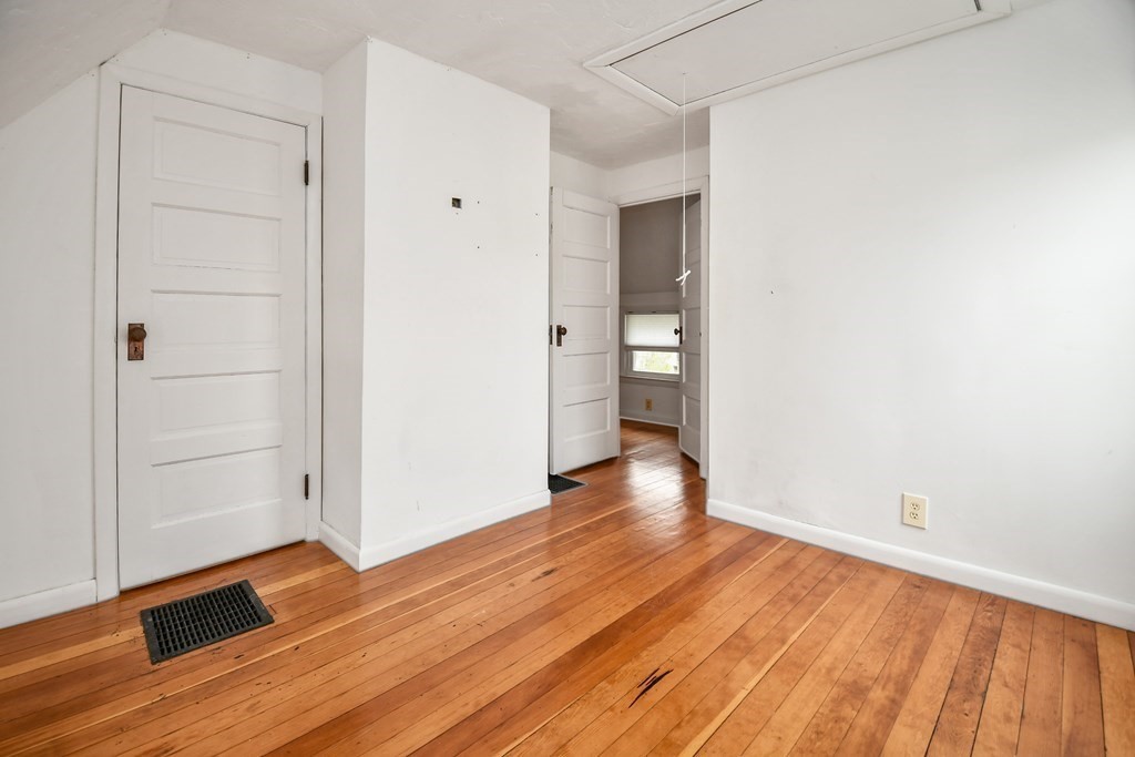 24 Heroult Road Worcester, MA 01606 - Photo 15 of 24 Gallery Image 15