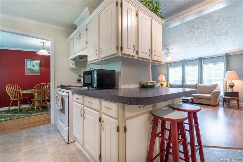 339 Fletcher Road Union Grove, NC 28689 - Photo 9 of 29 Gallery Image 9