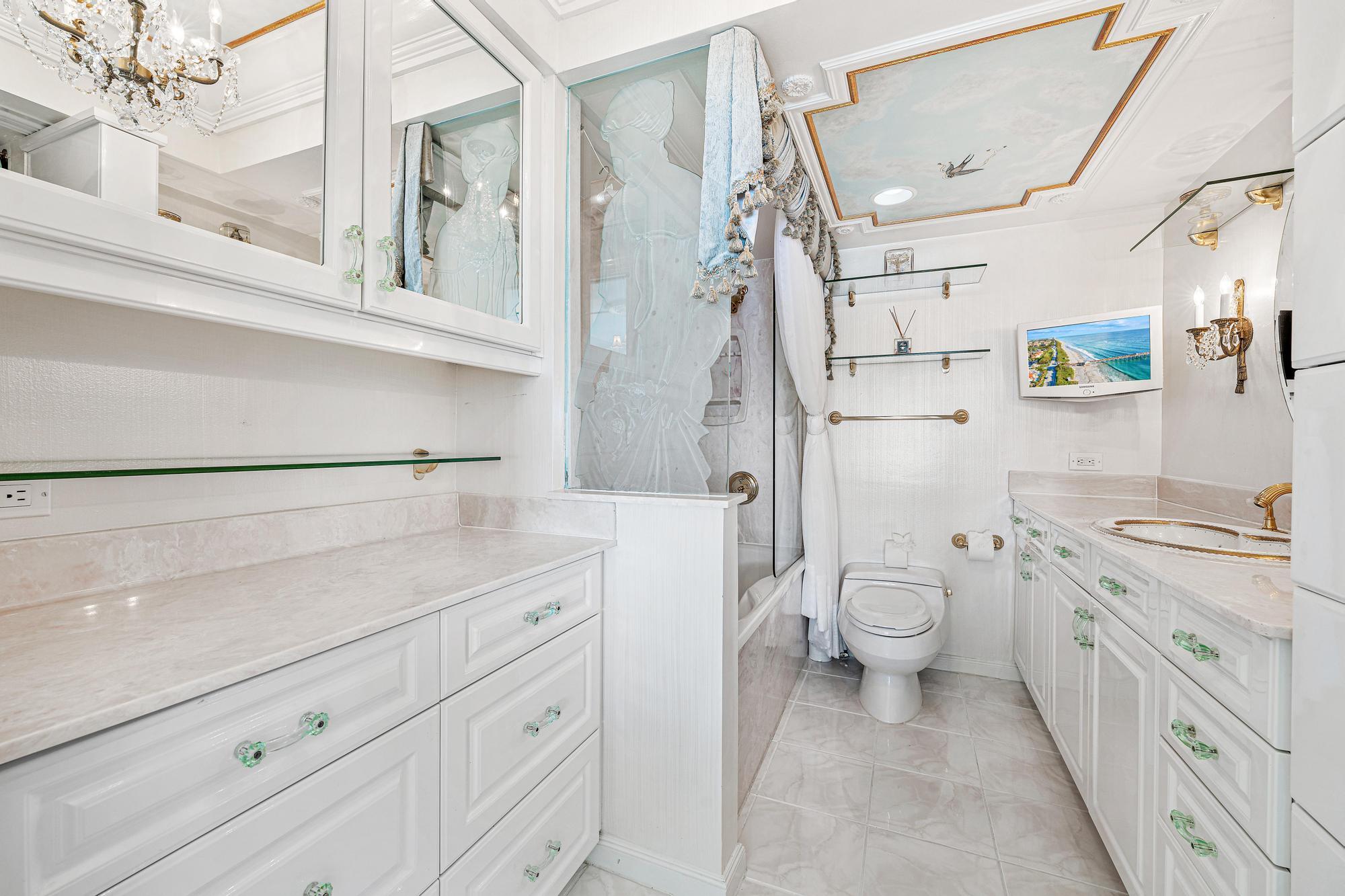 2170 Ibis Isle Road, Unit 8 Palm Beach, FL 33480 - Photo 12 of 28 2170 Ibis Isle Road, 8-100