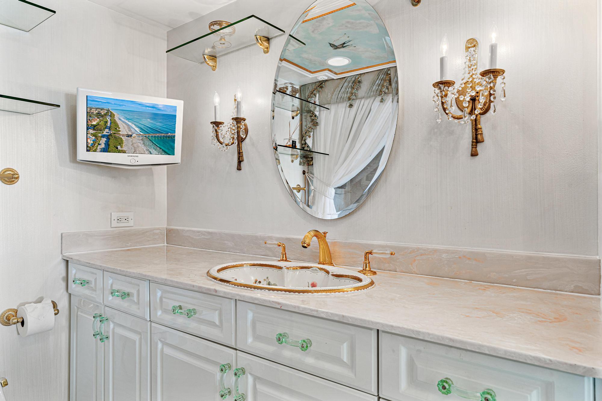 2170 Ibis Isle Road, Unit 8 Palm Beach, FL 33480 - Photo 15 of 28 2170 Ibis Isle Road, 8-101