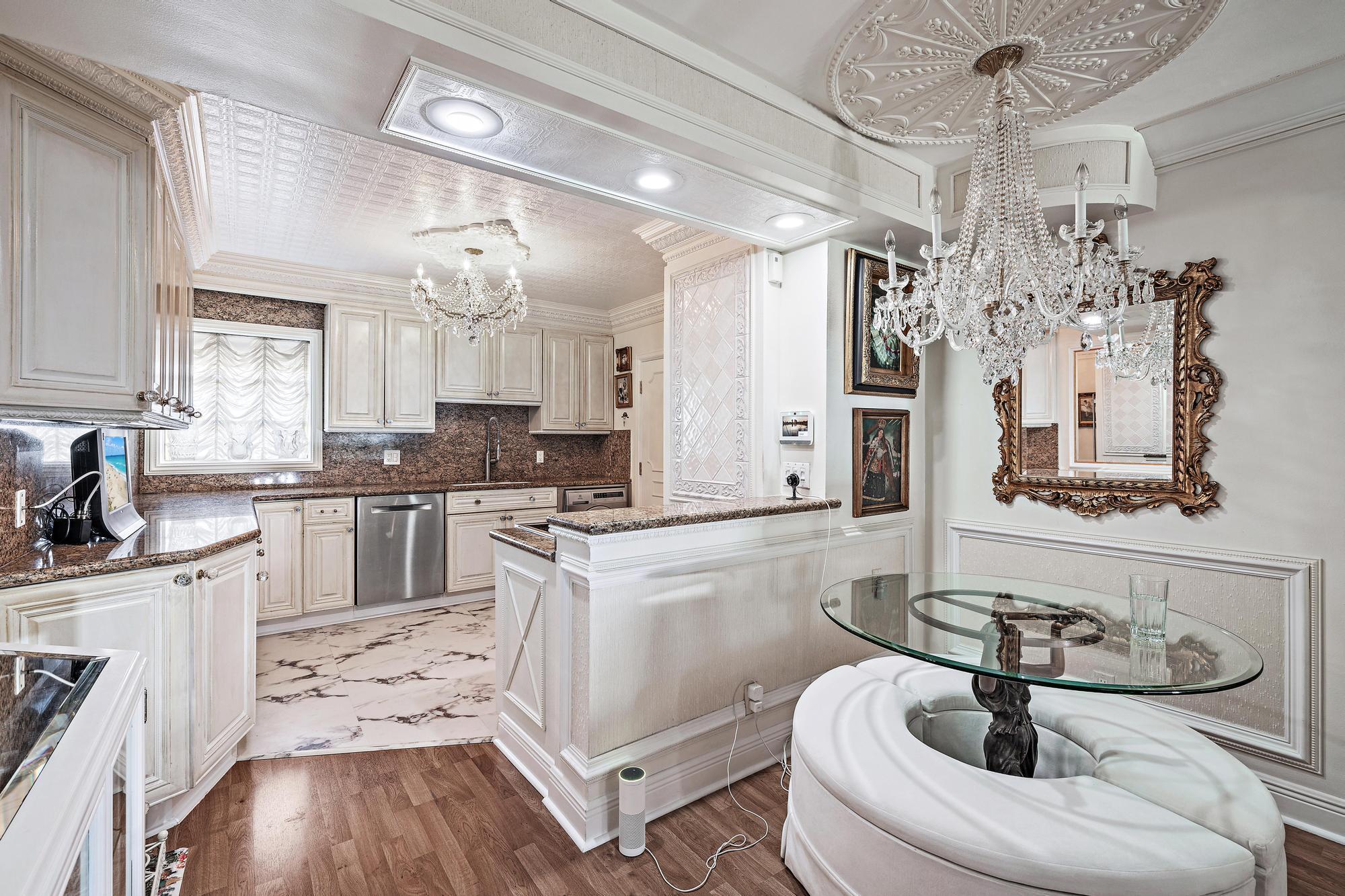 2170 Ibis Isle Road, Unit 8 Palm Beach, FL 33480 - Photo 7 of 28 IMG_4972