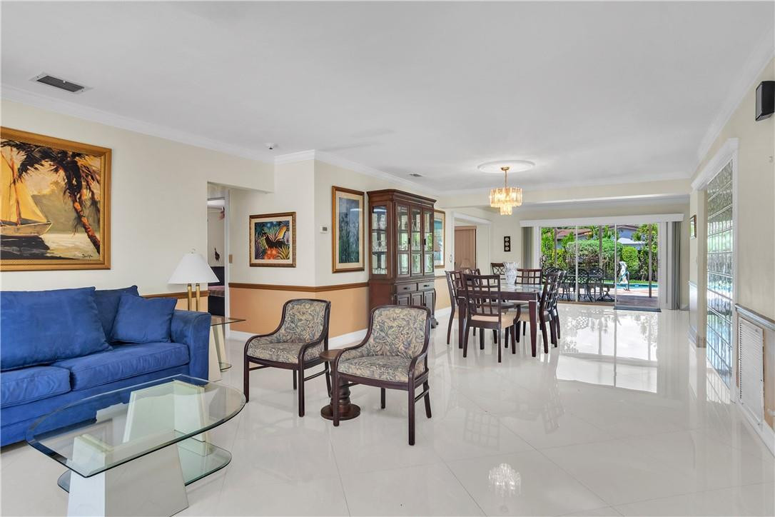 600 North Park Road Hollywood, FL 33021 - Photo 13 of 28 Living room and dining room