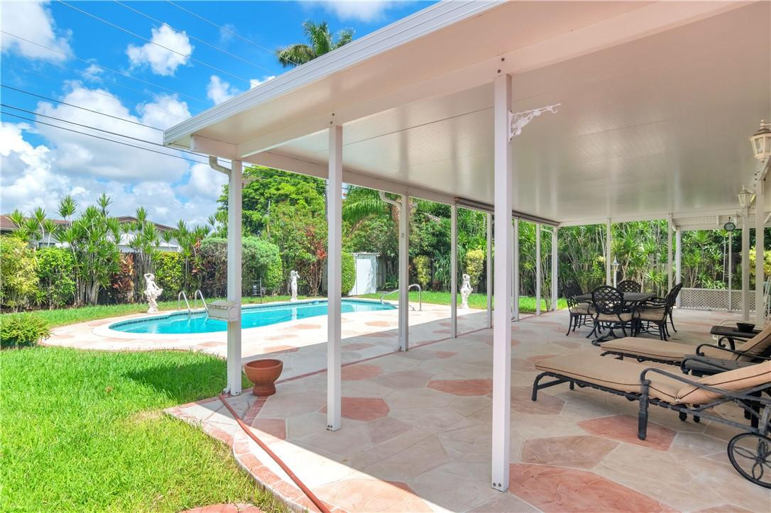600 North Park Road Hollywood, FL 33021 - Photo 7 of 28 pool covered porch