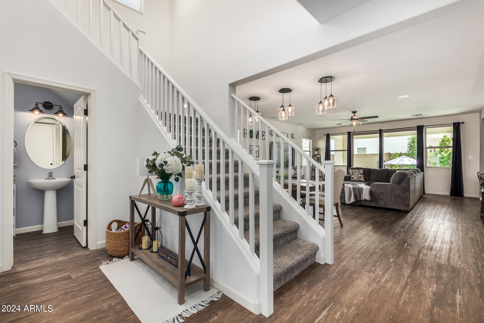 59 North Iss Drive Gilbert, AZ 85233 - Photo 22 of 44 STAIRCASE