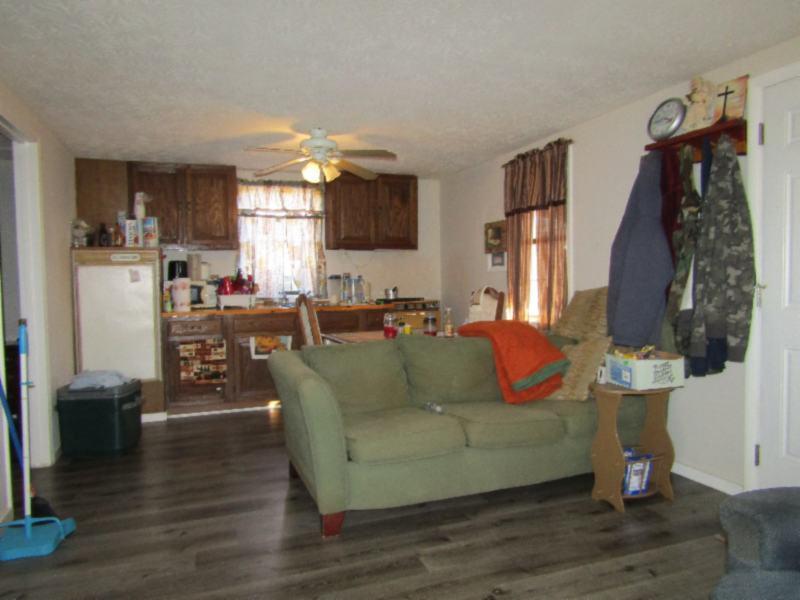 692 Weber Road Celina, TN 38551 - Photo 8 of 40 IMG_0217