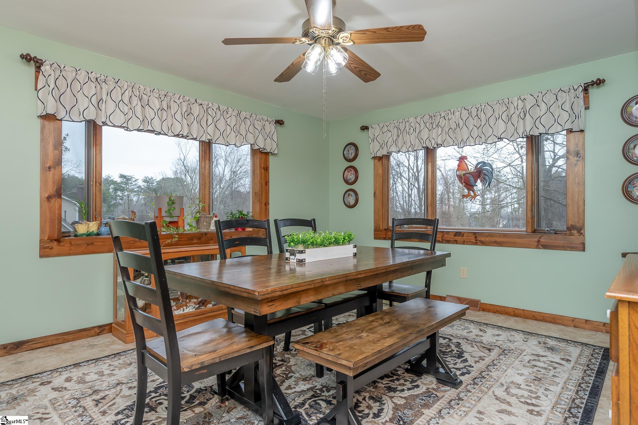 3524 State Park Road Greenville, SC 29609 - Photo 12 of 36