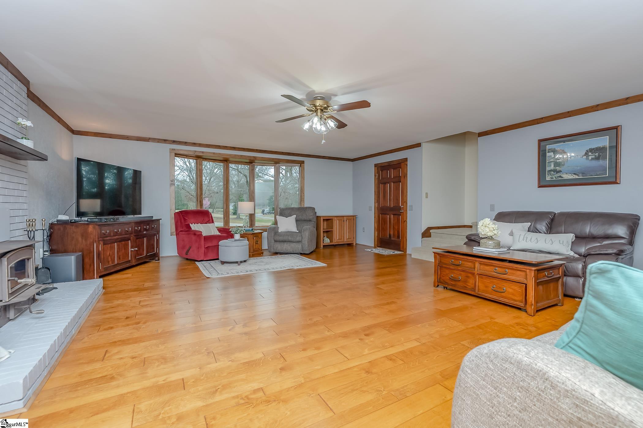 3524 State Park Road Greenville, SC 29609 - Photo 5 of 36
