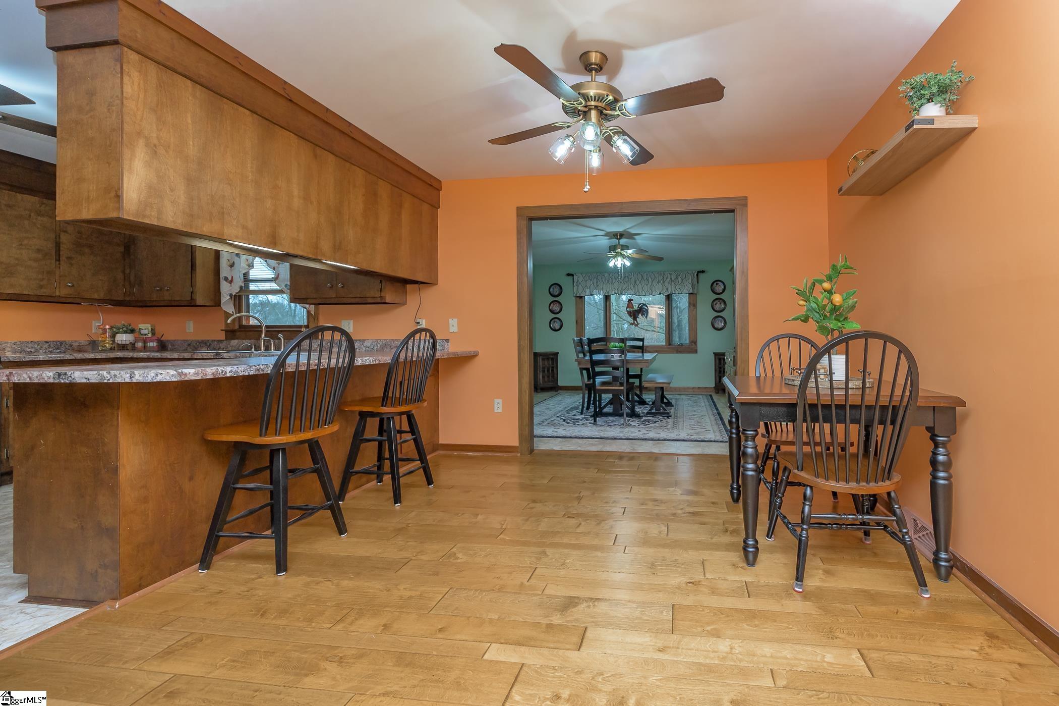 3524 State Park Road Greenville, SC 29609 - Photo 8 of 36
