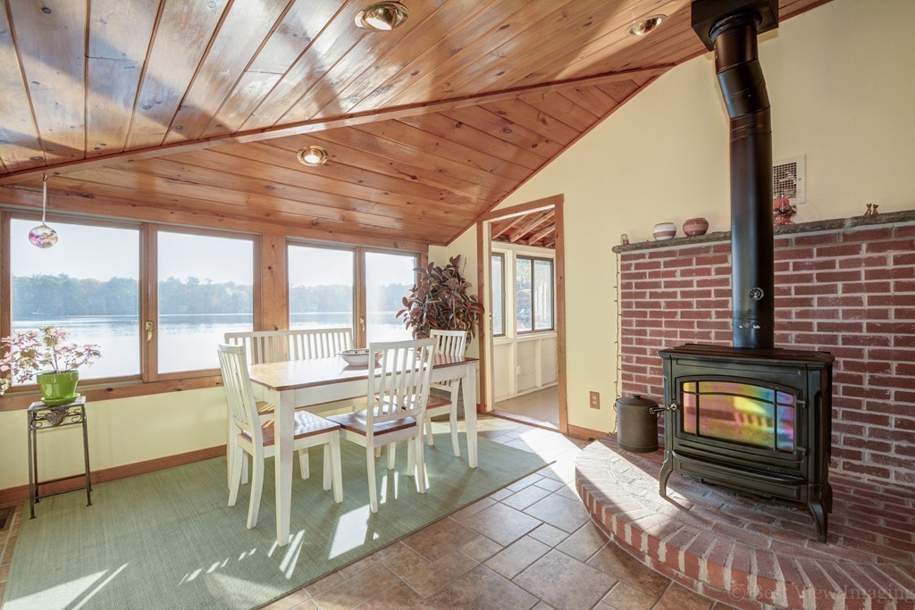 136 Barton Road Stow, MA 01775 - Photo 5 of 8