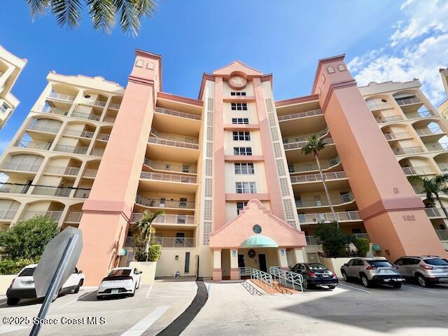 Condo unit in river front community