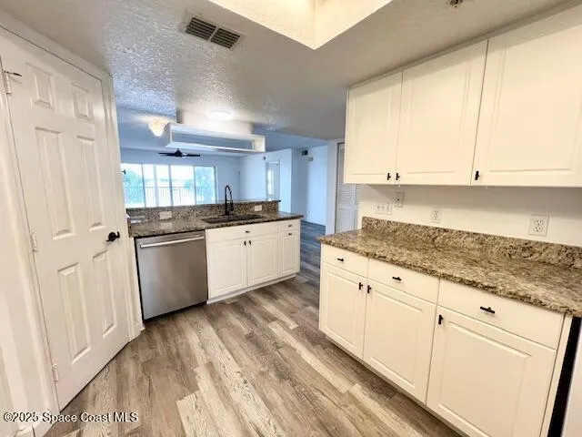 $2,800 | 102 Riverside Drive, Unit 205, Cocoa, FL 32922