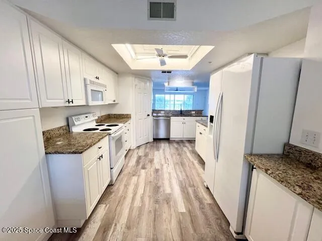 $2,800 | 102 Riverside Drive, Unit 205, Cocoa, FL 32922