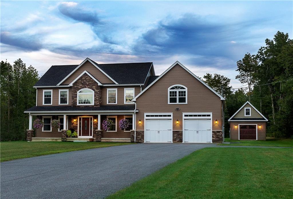15 Oak Ridge Drive Hermon, ME 04401 - Photo 1 of 35 Quality construction throughout!