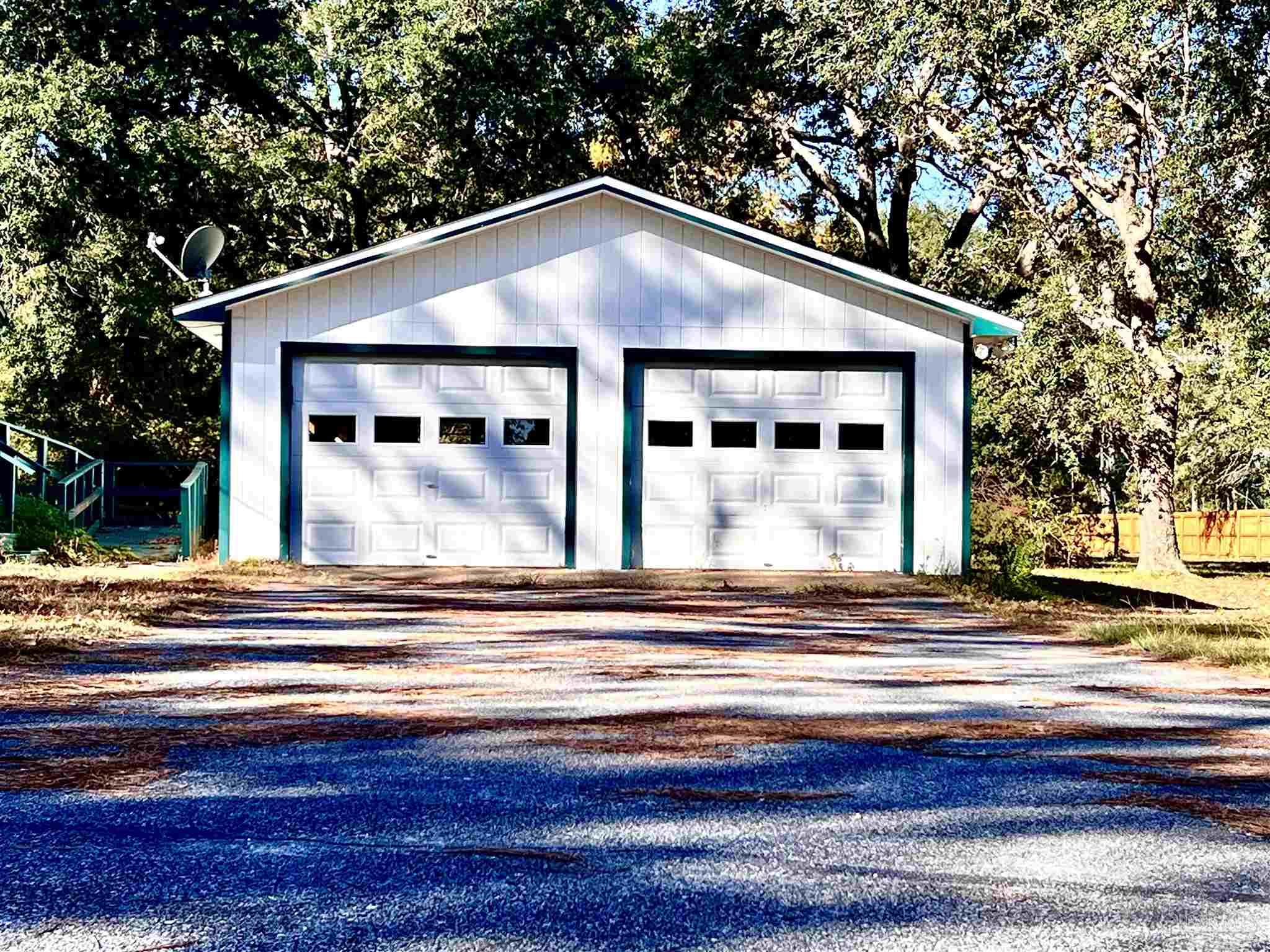 6453 Kembro Road Milton, FL 32570 - Photo 31 of 50