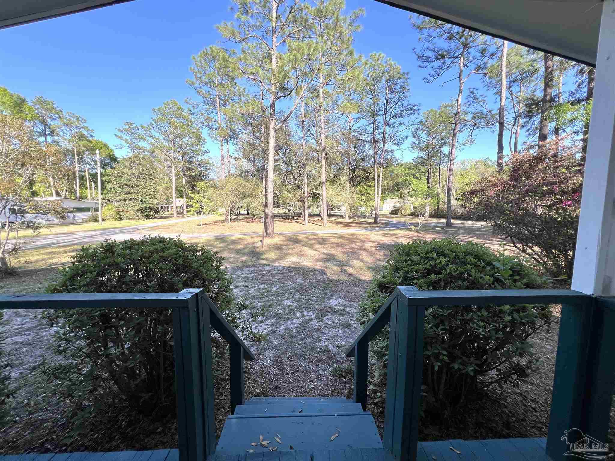 6453 Kembro Road Milton, FL 32570 - Photo 4 of 50