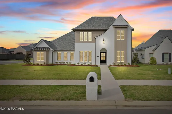 $930,000 | 601 Gunter Grass Court, Lafayette, LA 70508