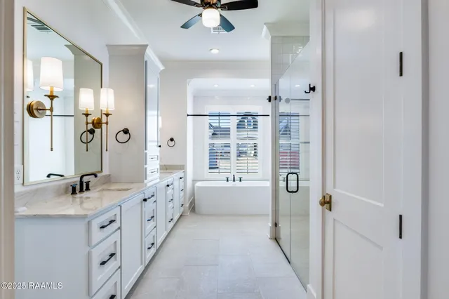 $930,000 | 601 Gunter Grass Court, Lafayette, LA 70508