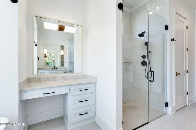 $930,000 | 601 Gunter Grass Court, Lafayette, LA 70508