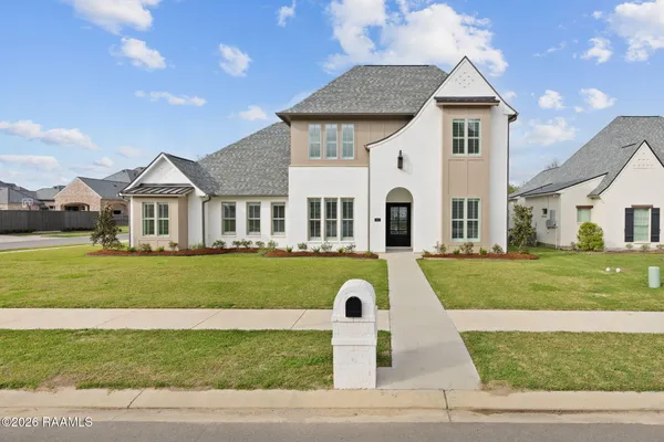 $930,000 | 601 Gunter Grass Court, Lafayette, LA 70508