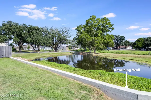 $930,000 | 601 Gunter Grass Court, Lafayette, LA 70508