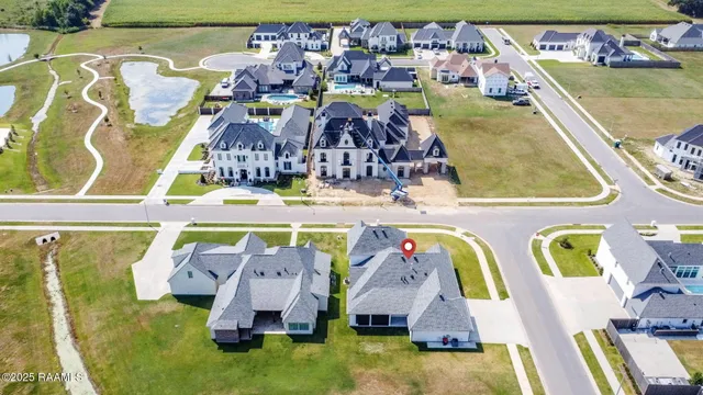 $930,000 | 601 Gunter Grass Court, Lafayette, LA 70508