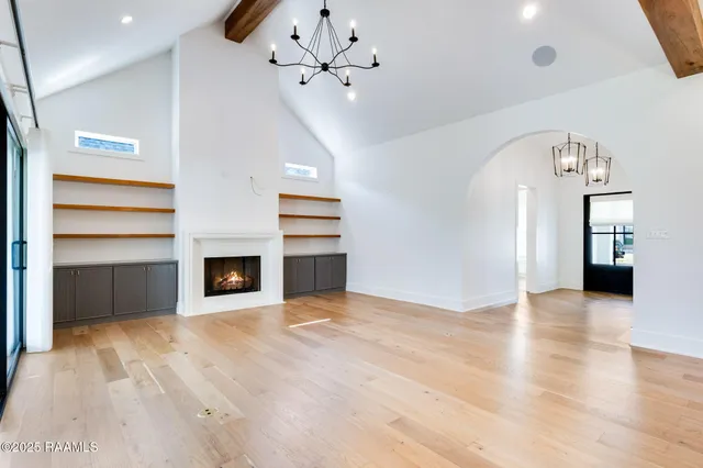 $930,000 | 601 Gunter Grass Court, Lafayette, LA 70508