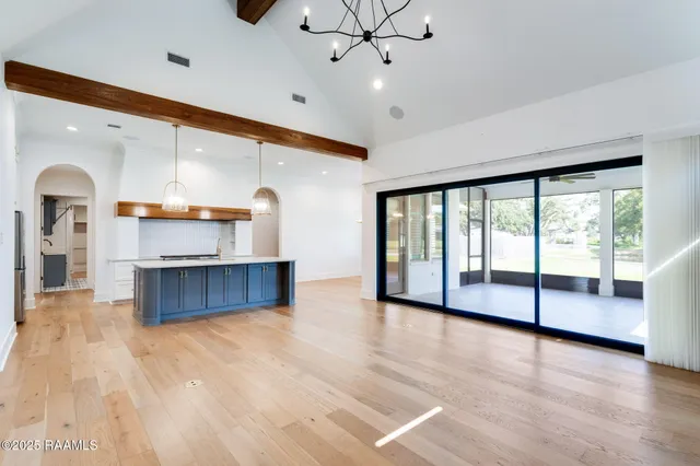 $930,000 | 601 Gunter Grass Court, Lafayette, LA 70508