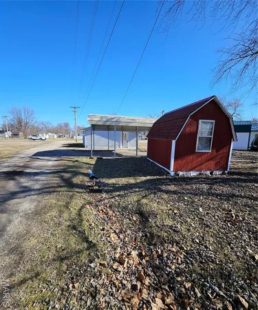 $59,900 | 304 Shelby Street North, Shelbina, MO 63468