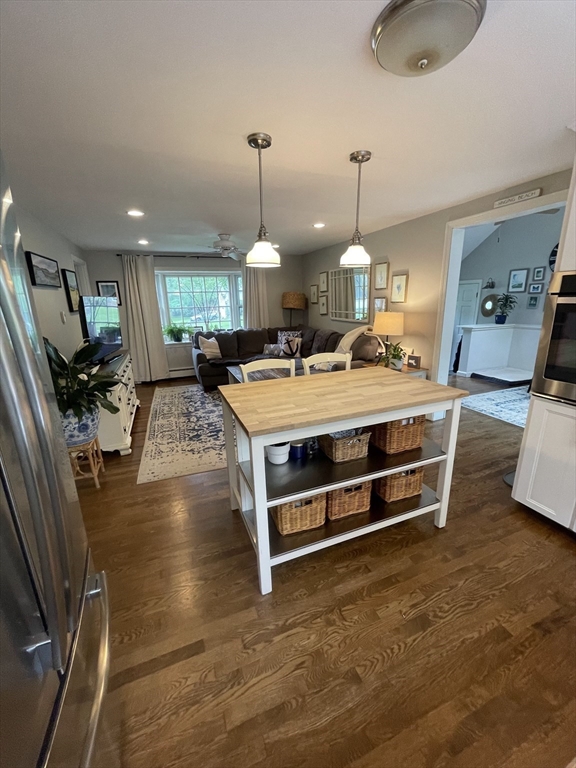29 Howard Street Hamilton, MA 01982 - Photo 11 of 27