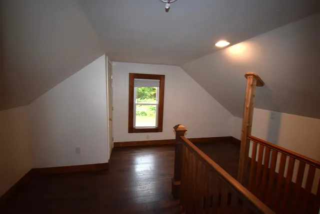 $2,300 | 12 River Road, Brentwood, NH 03833