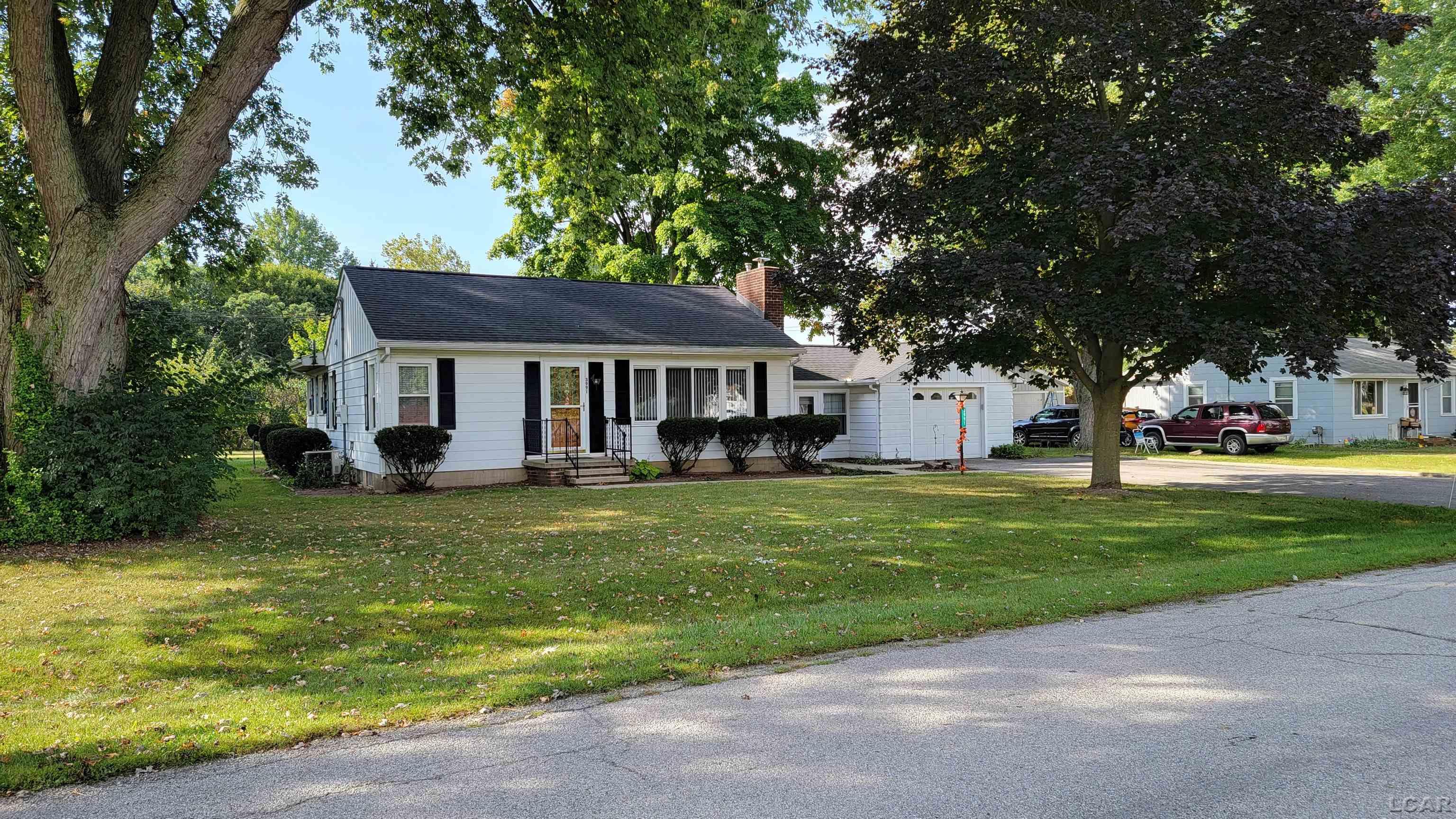 3991 Kaiser Road Tecumseh, MI 49286 - Photo 1 of 46 50090689.JPG